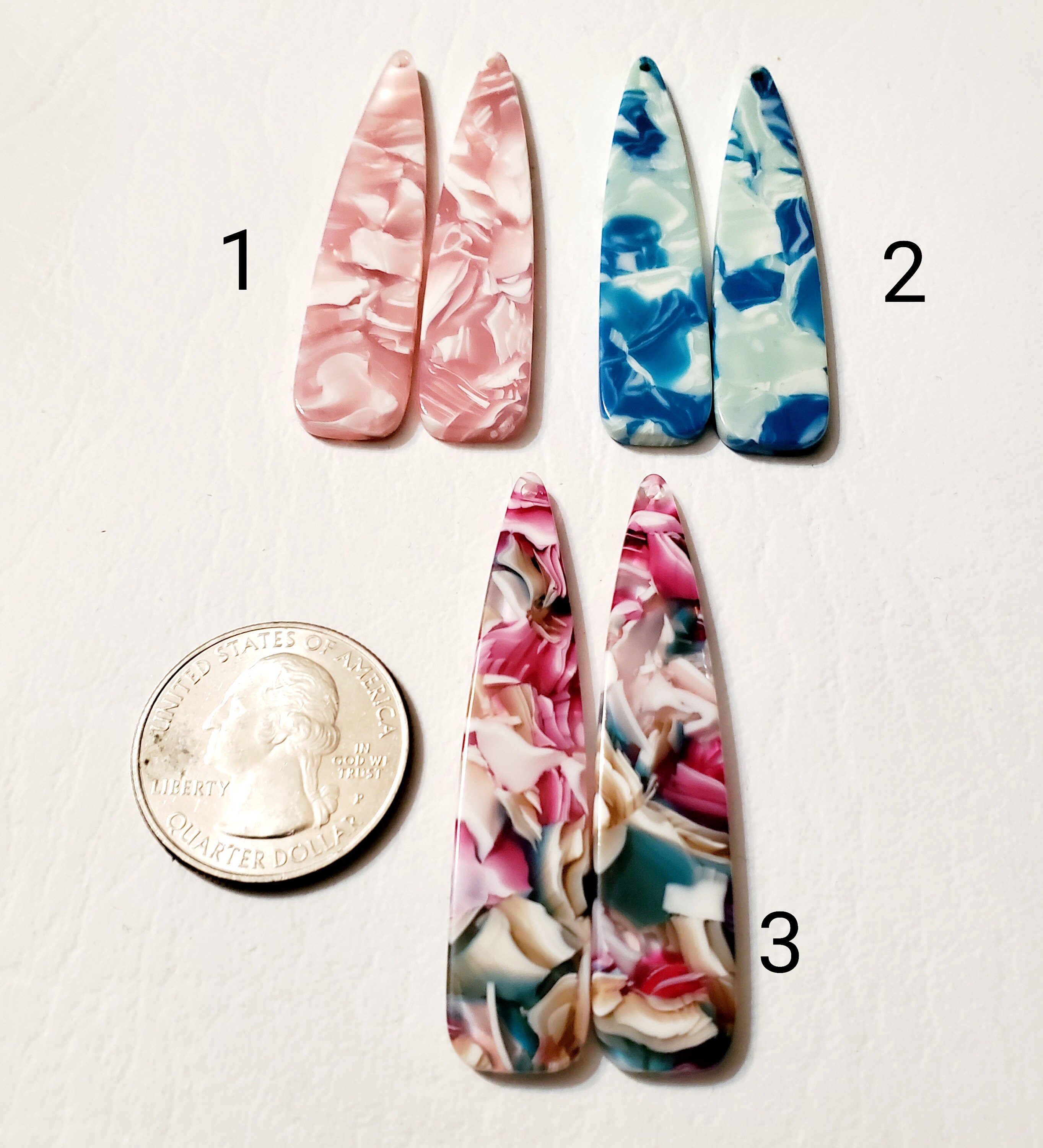 Beautiful Pair of Acrylic Pendant Cabochons/Resin Centers/Beading Sup…