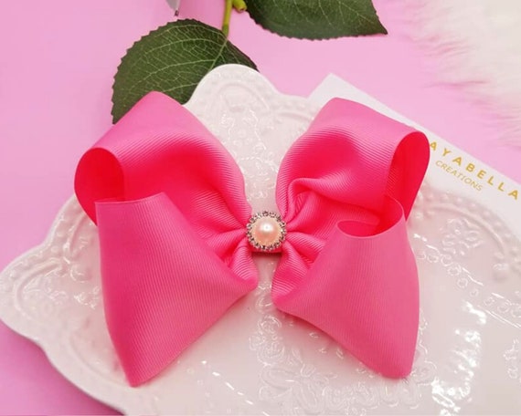 Big boutique bows top