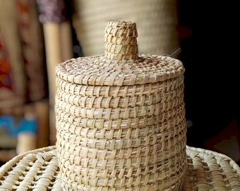 Woven Moroccan Basket With Lid, Wicker Basket, Palm Leaf Storage, Round Handmade Woven Basket With Lid, Storage Box For Kitchen Organizer