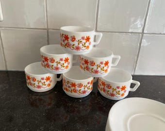 6 Tasses Et Sous-tasses Arcopal France – Motif Fleurs Orange/rouge Vintage