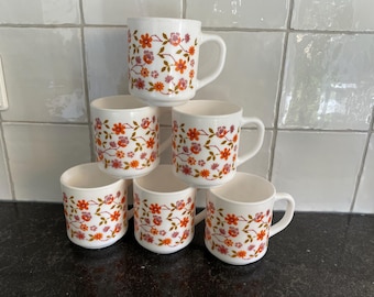 4 Petites Tasses à Café Arcopal Vintage à Fleurs Orange - Occasion En Verre Opale