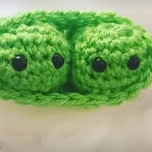 Pea in a pod crochet pattern