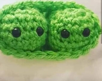 Pea in a pod crochet pattern