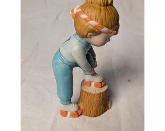 Vintage 1986 American Greetings Porcelain Roller Skating Girl Figurine 22208