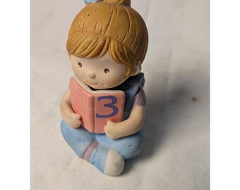 Vintage 1986 American Greetings Girl Reading Book 3 Figurine 22203 Korea