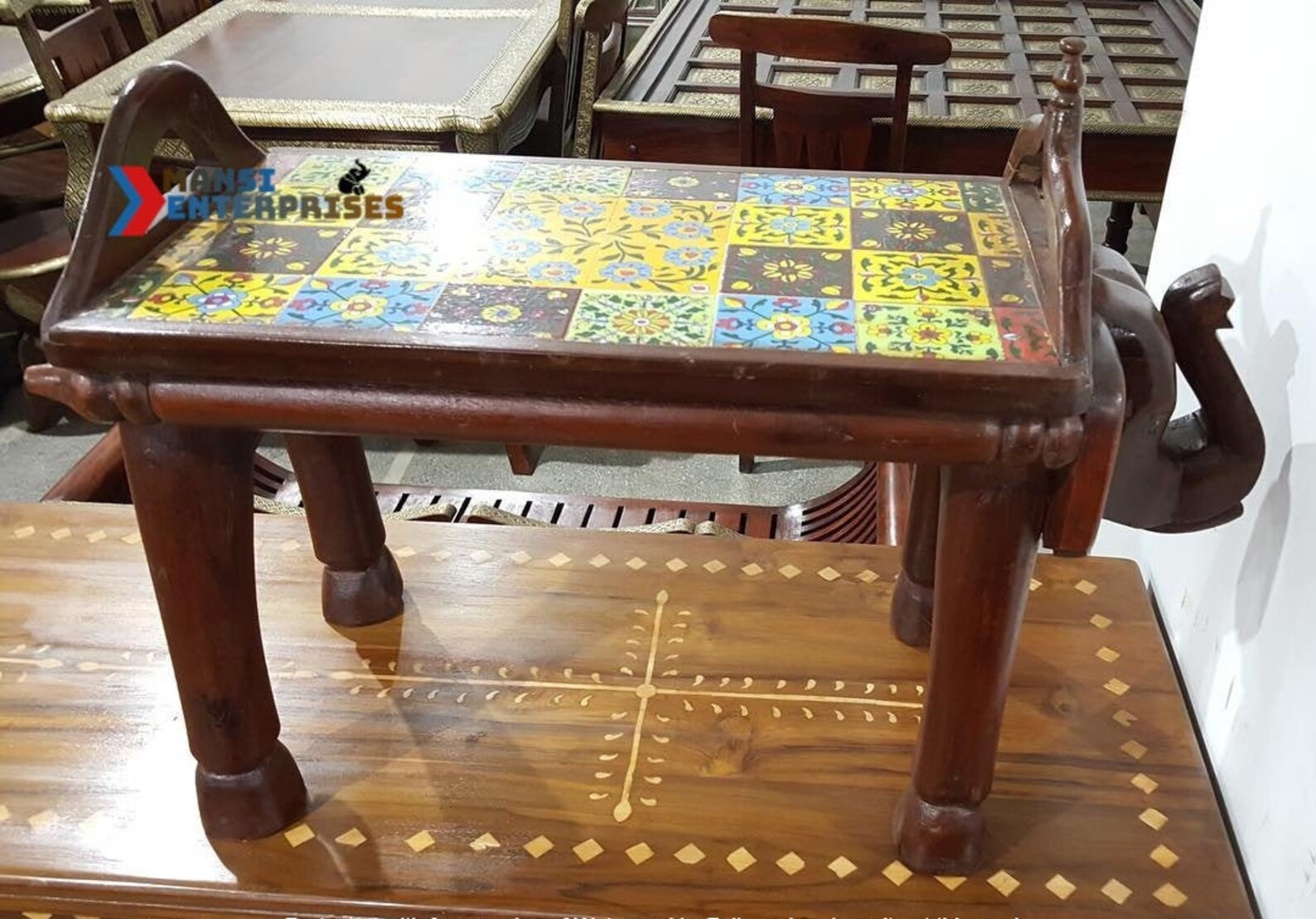 Hölzerne Elefant Kopf Tisch / Holztisch mit Keramikfliesen | Etsy