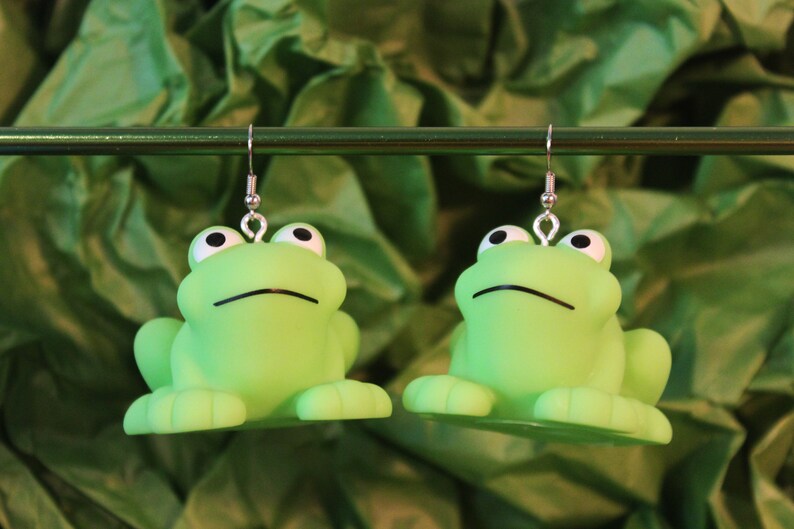 the frogs are gay the frogs are gay