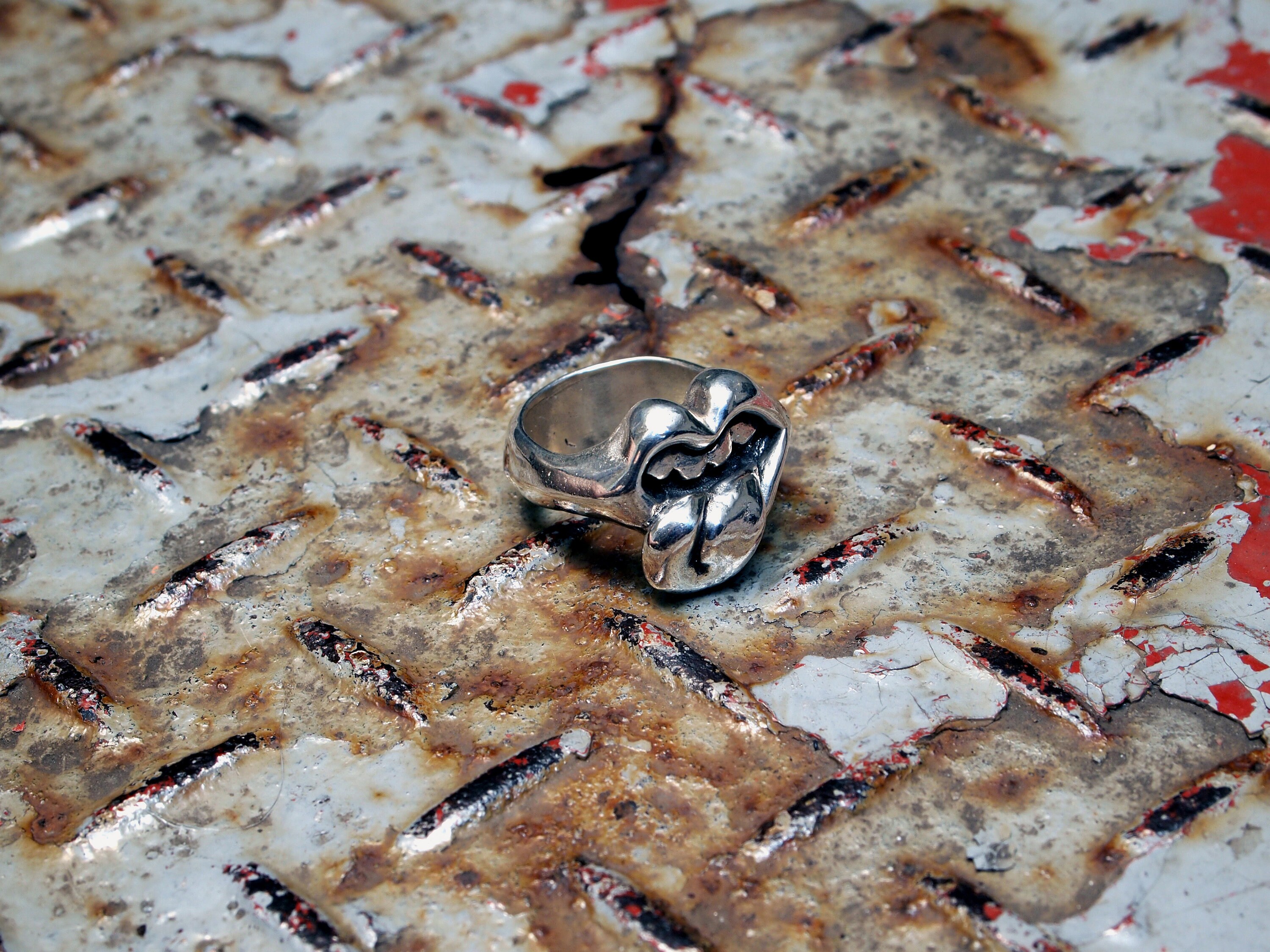 Rolling Stones Ring, Rolling Stones Tongue, Rock N Roll, Rock N Roll Jewelry, Rolling Stones LIPS, Biker Ring, Mens Silver, Silver Jewelry - Etsy Rolling Stones Ring, Rolling Stones Tongue, Rock N Roll, Rock N Roll Jewelry, Rolling Stones LIPS, Biker Ring, Mens Silver, Silver Jewelry - Etsy