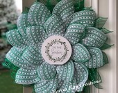 Christmas wreath, DECO mesh wreath, tis the season wreath, handmade, farmhouse, snowflake mesh
