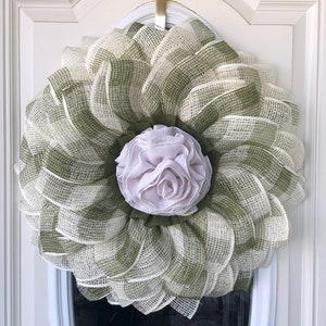 Everyday Wreath, Summer Wreath, Front Door Wreath, Burlap Wreath, Flower Wreath, Green and White Wreath, Farmhouse Wreath, Handmade Wreath