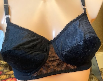 Black padded  lace bra