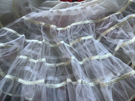 White  tulle rustly stiff petticoat vintage Malco… - image 5