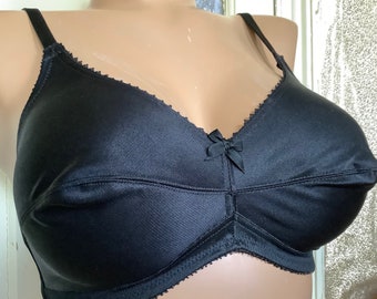 Vintage Wonderbra Corset Style Beige Unlined Bra Size 38B Made in