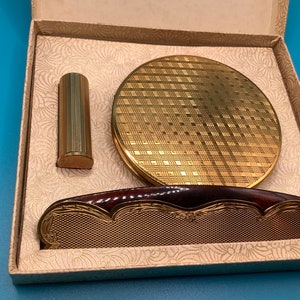 Vintage  compact lipstick comb gift set