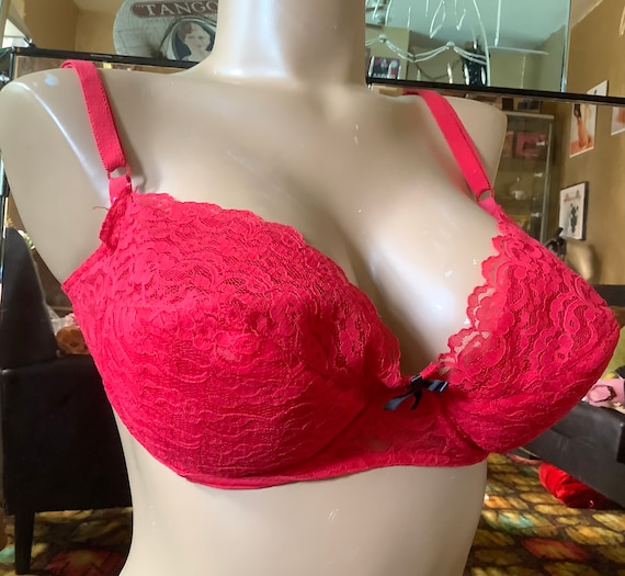 Push up Red Bra 40 C -  Singapore