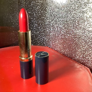 Vintage Yardley  Regatta Red lustre lipstick