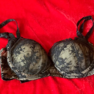 Black Push up  Demi lace bra by Lilyette