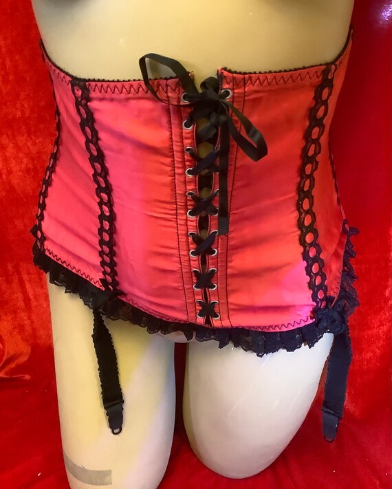 Vintage Lesley Woodgate waspie