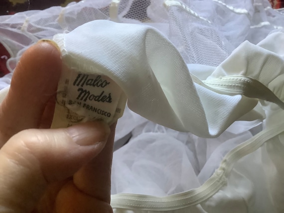 White  tulle rustly stiff petticoat vintage Malco… - image 4