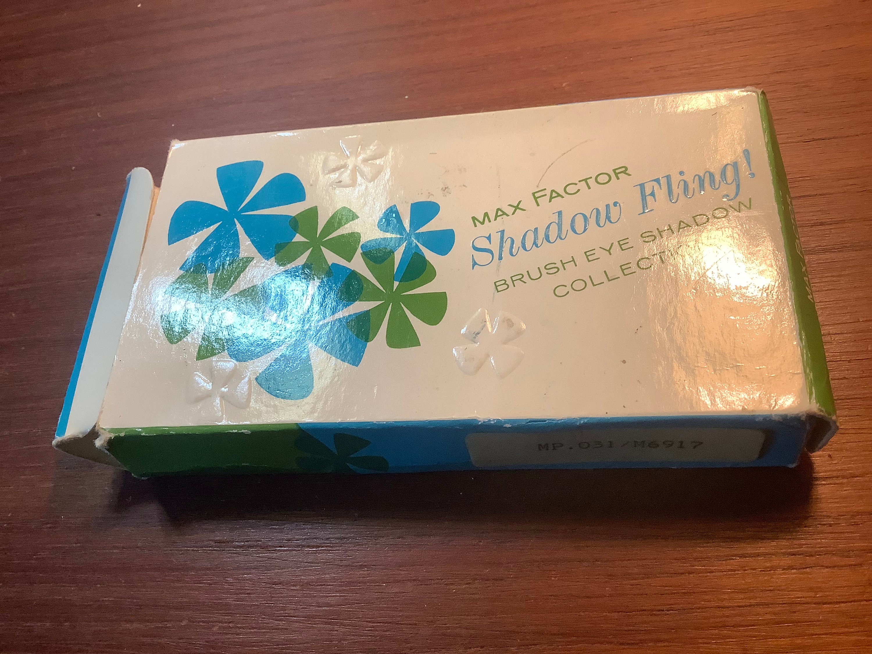 Max Factor shadow fling palette mint boxed