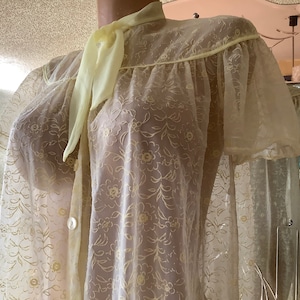 Geel nylon gevlokt Peignoir gewaad El - El