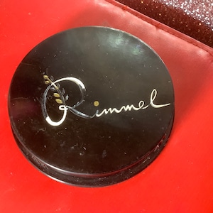 Rimmel  beauty cake foundation