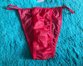 Braguitas de nailon semitransparentes de estilo vintage