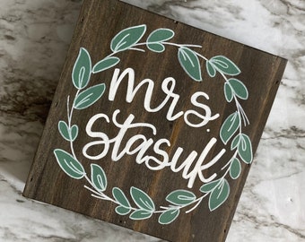 Classroom Decor for Teachers,Desk Signs for Teachers, Teacher Appreciation Day Gift, Handmade Gifts for Teachers, Desk Sign for Teacher