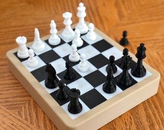 Mini Chess Battle Box – 5x6 Portable Chessboard Fast Tactical Play
