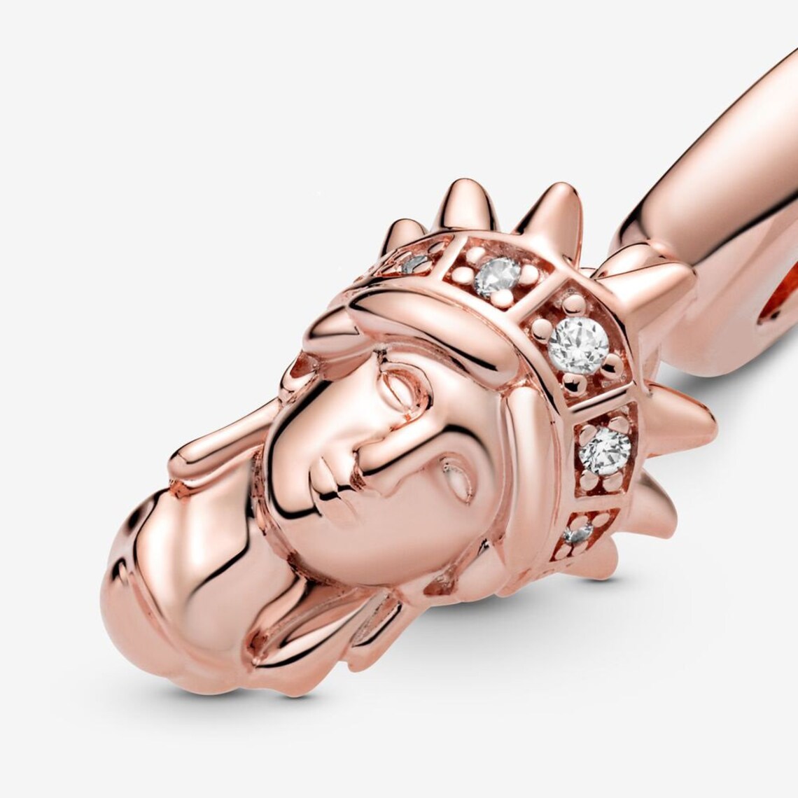 PANDORA : MOMENTS Statue of Liberty Dangle Charm main image 1