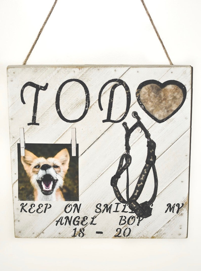 Custom pet memorial
