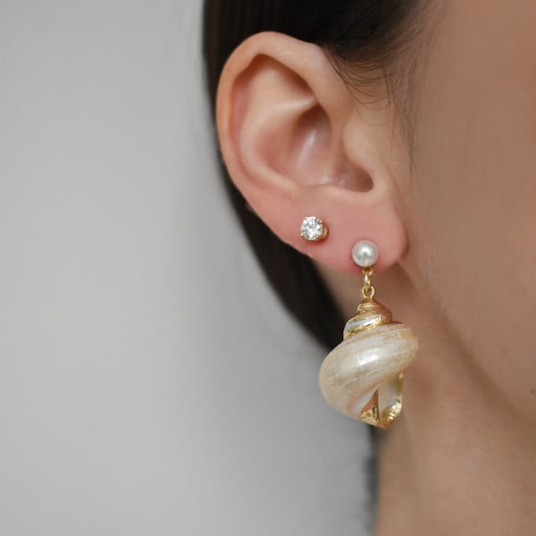 Shell Earrings, Pearl Drop Earrings, Gold Shell Earrings, Boho Jewelry, Beachy Jewelry, Statement Earrings
