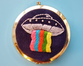 cute compact mirror for purse, oddities and curiosities UFO gifts, stocking stuffers for teenage girls, alien gifts for women, pocket mirror