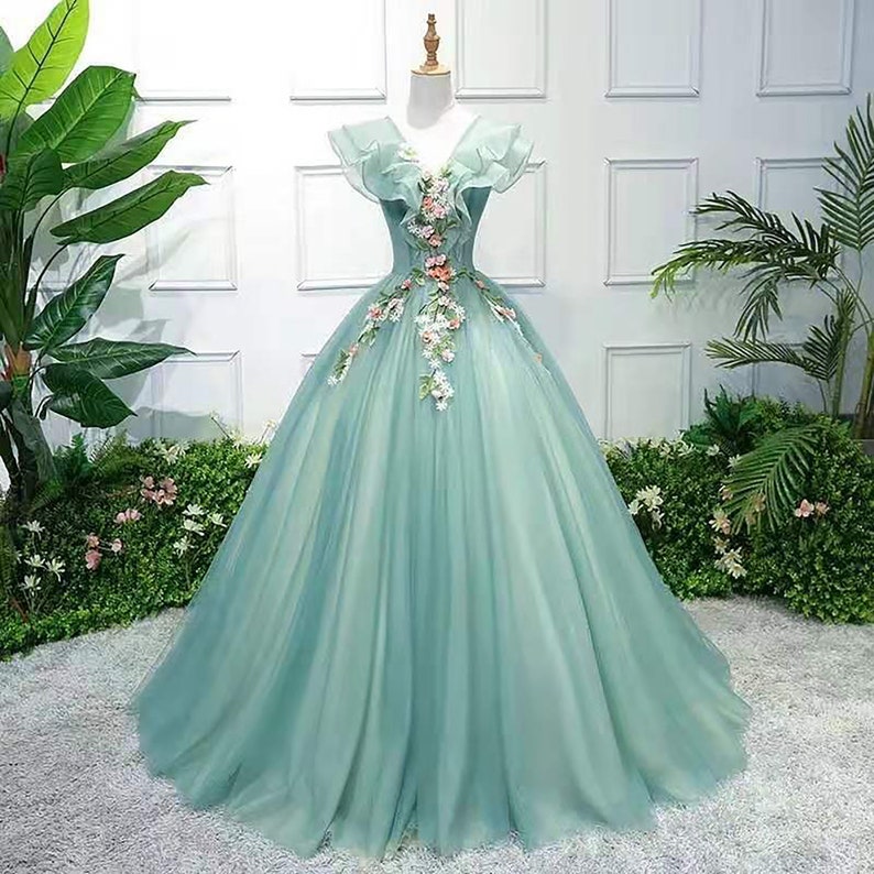 Green Prom Dress embroidered with flowers for women, Evening dress green, Green Bridal Dress women, Green dress ball gown for summer 