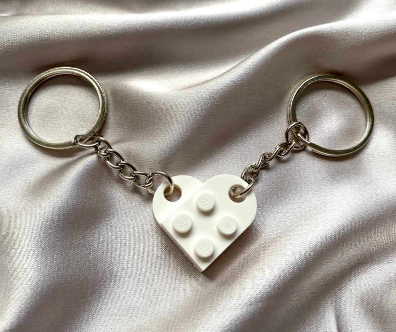 LEGO\u00ae White Heart Keychain Love Keyring Valentines Day Friendship Boyfriend Girlfriend BestFriends Birthday Mother/'s