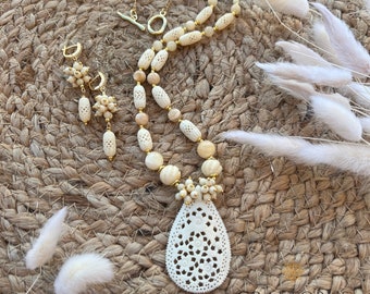 Carved bone jewelry set Vintage jewelry handmade Cream pendant necklace Vintage bone long earrings Bone necklace Boho necklace