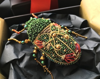 Embroidered  beetle pin  brooch handmade with pearls, gold embroidered jewelry, insect brooch, unique gift for her, gift for woman