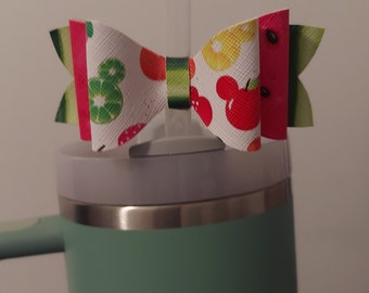 Custom tumbler straw bow