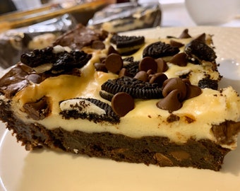 Loaded Cookies & Cream Cheesecake Brownies!