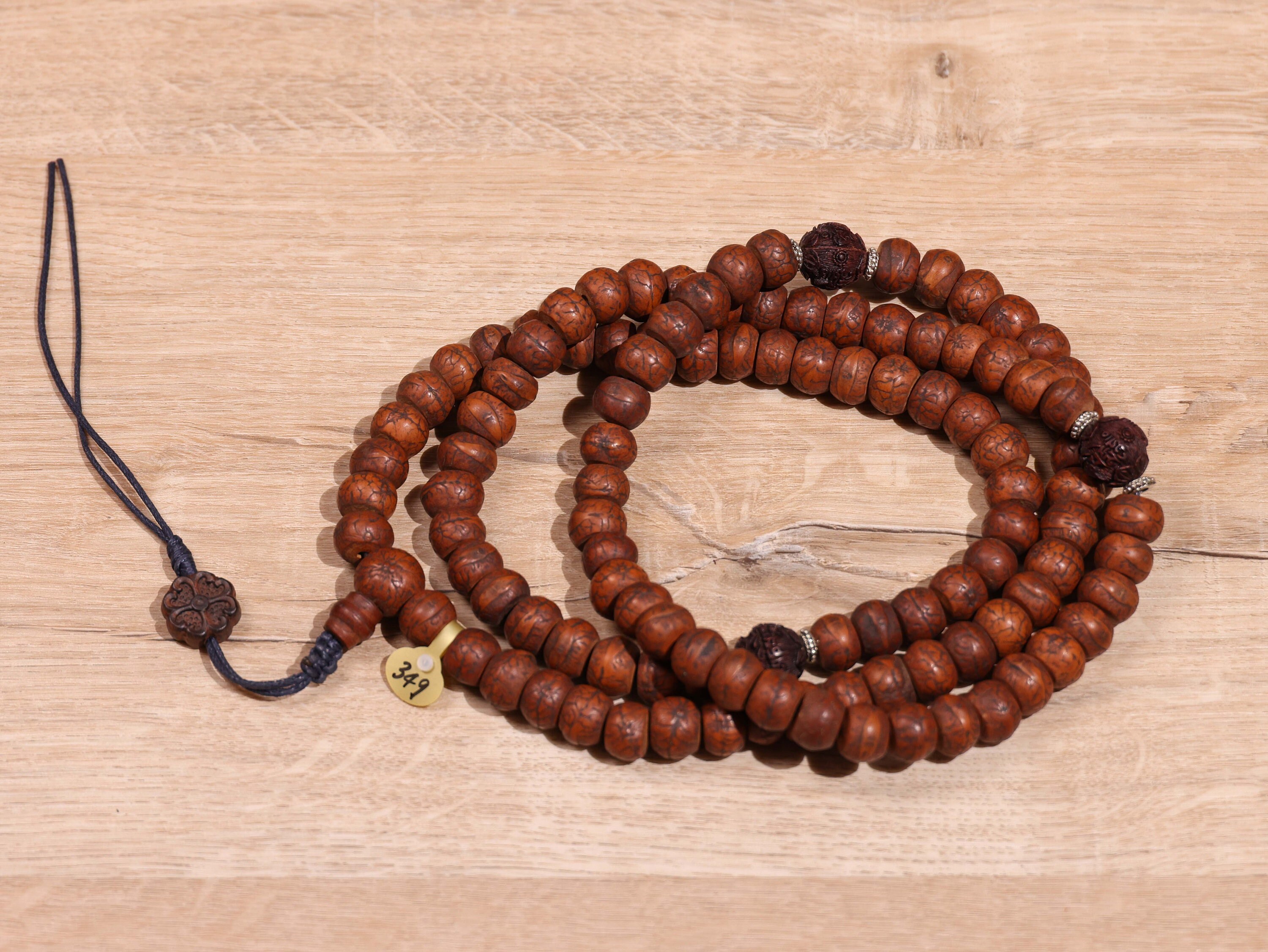 Tibetan Buddhist Old Bodhi Seed Mala / Silver Spacers / Old Conch Shel –  DharmaObjects