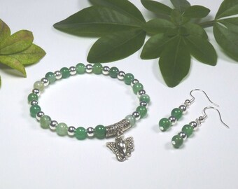 Green Agate Gemstone Bracelet with Elephant Charm, and Optional Matching Earrings. Elasticated cord.
