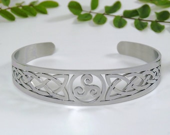 Celtic Knot Cuff Bangle Bracelet in Stainless Steel. A Lovely Gift Idea for Men and Women. Free UK Delivery.