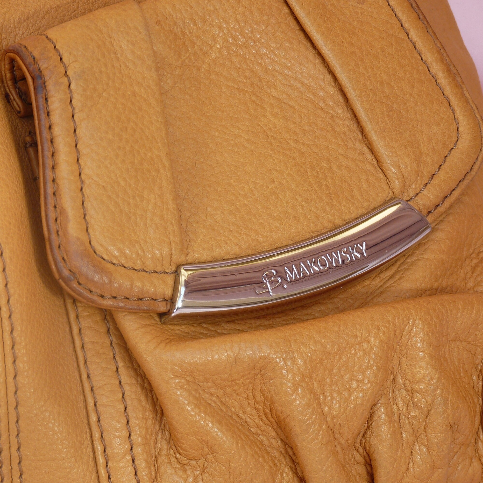 b makowsky leather handbag White/sand Large (See pics for details)