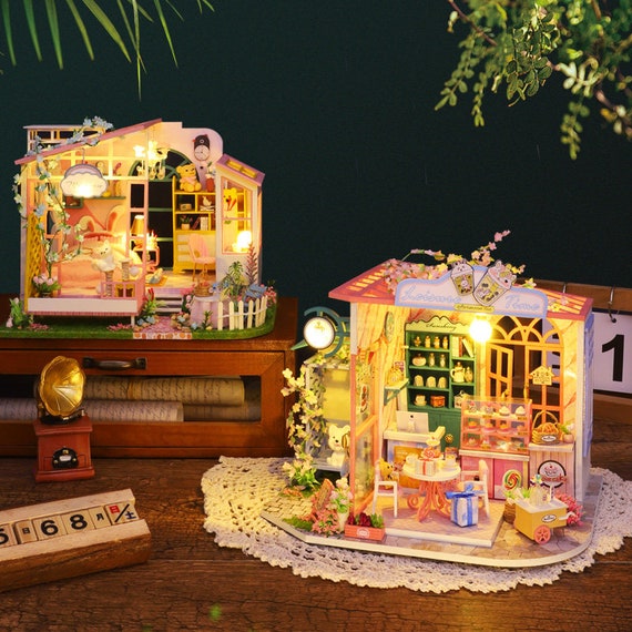 Vintage Custom Handmade 9 Room 3 Story Dollhouse