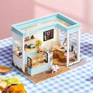 Smile Eatery Dollhouse Miniature , DIY Wooden Dollhouse Kit Plus Dust Proof , 1:24 Scale Creative