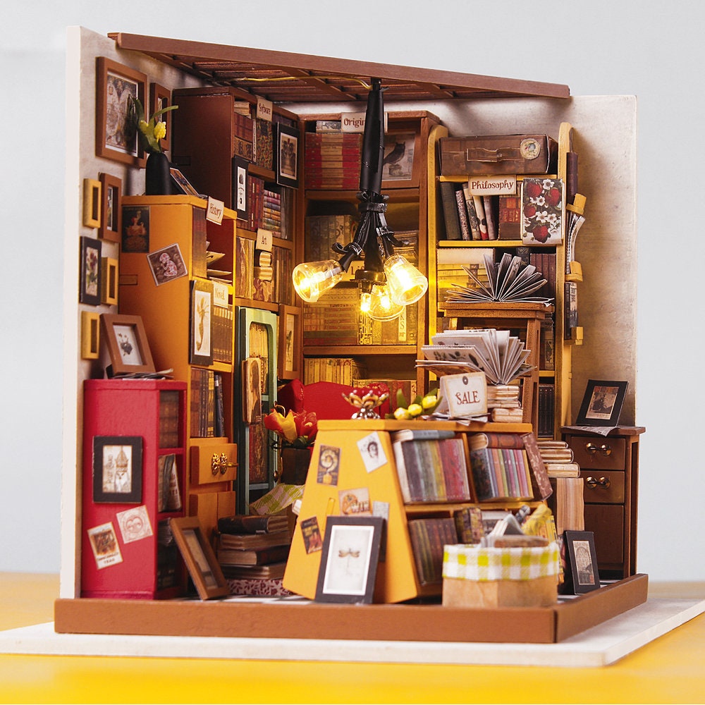 Sam's Study DIY Dollhouse Miniature Kit