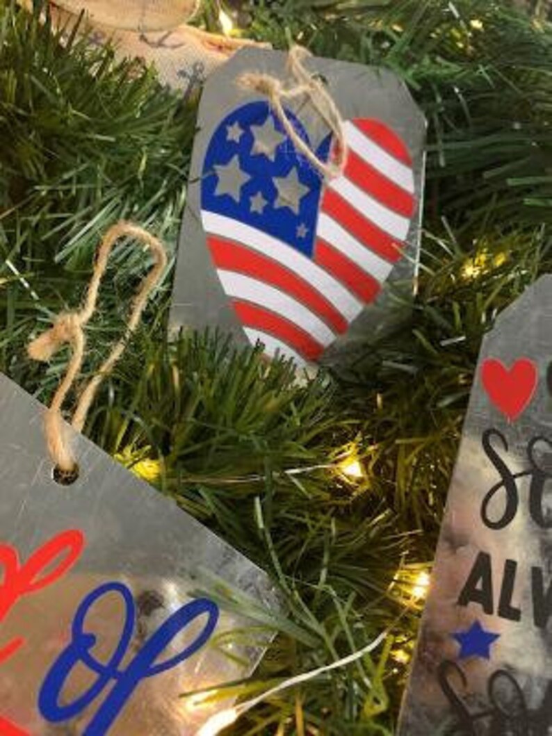 Patriotic christmas ornaments