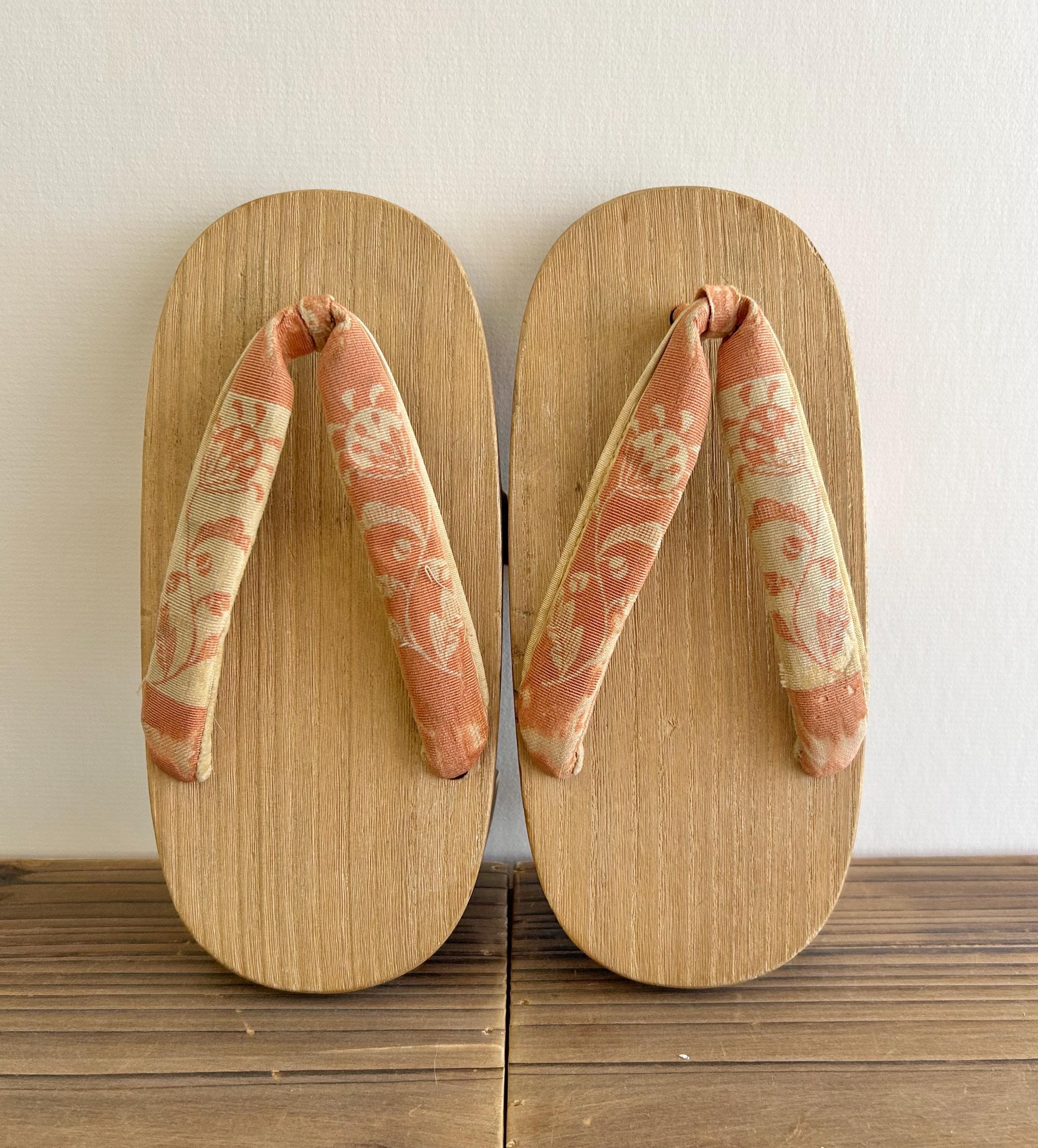 vintage Japanese geta wood summer sandals