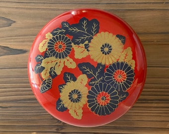 red Japanese lacquerware bento box