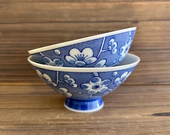vintage Japanese rice bowl set of 2 blue and white blossom pattern